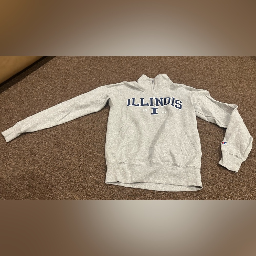 EUC! Champion Gray Illinois women's S sweatshirt